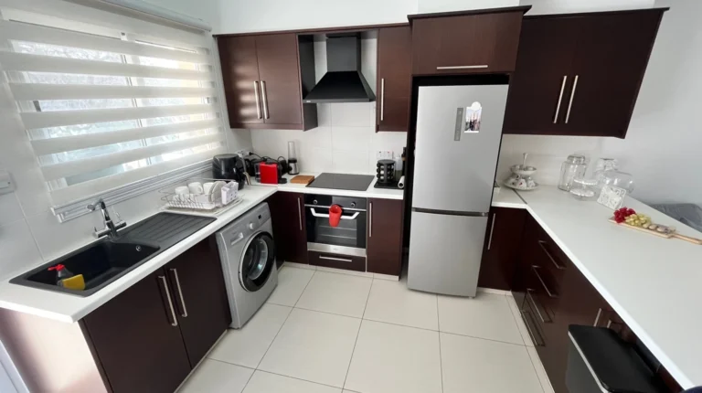 2 Bedroom Apartment for Rent in Kissonerga, Paphos District