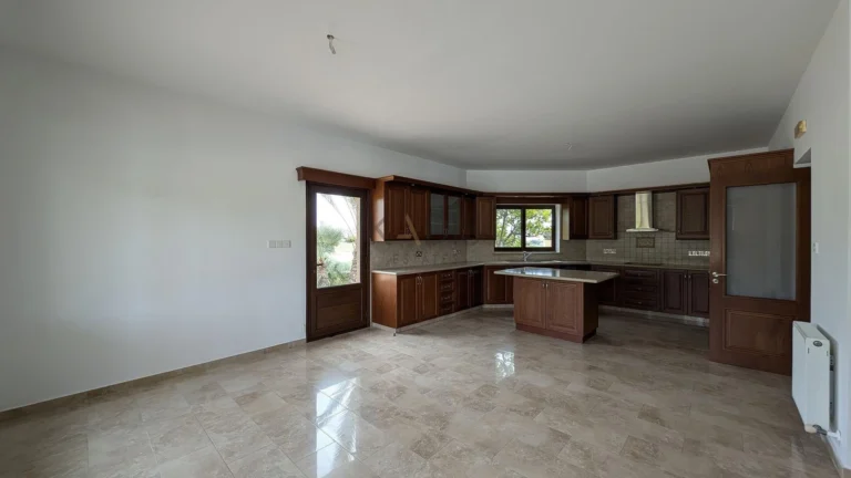 3 Bedroom House for Sale in Limassol – Agios Athanasios