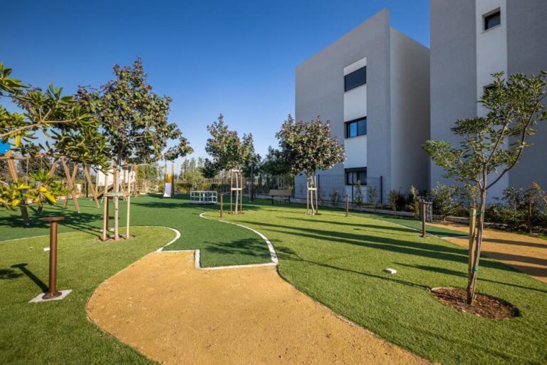 2 Bedroom Apartment for Rent in Limassol – Zakaki