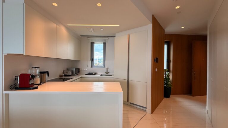 2 Bedroom Apartment for Rent in Potamos Germasogeias, Limassol District