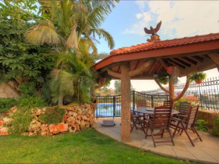6+ Bedroom House for Sale in Limassol – Agia Fyla