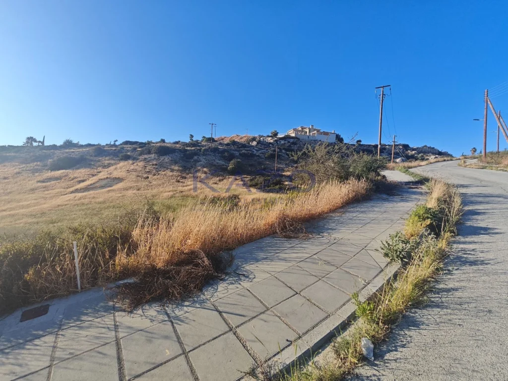 795m² Plot for Sale in Agios Tychonas, Limassol District