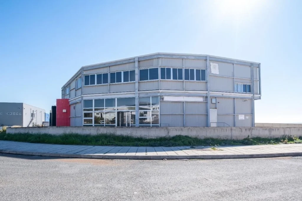 1440m² Commercial for Sale in Agia Varvara, Paphos District
