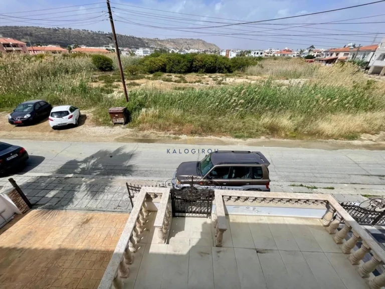 4 Bedroom House for Sale in Oroklini, Larnaca District