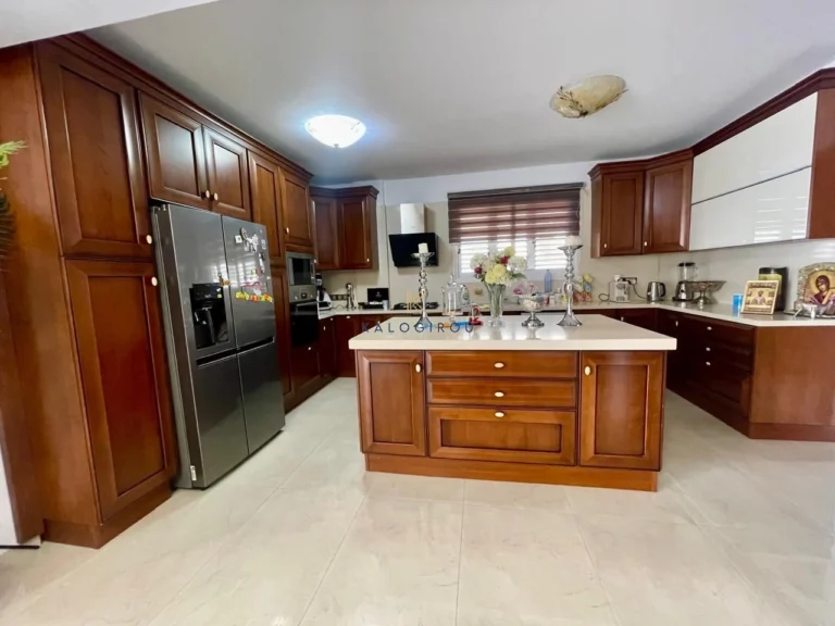 4 Bedroom House for Sale in Oroklini, Larnaca District