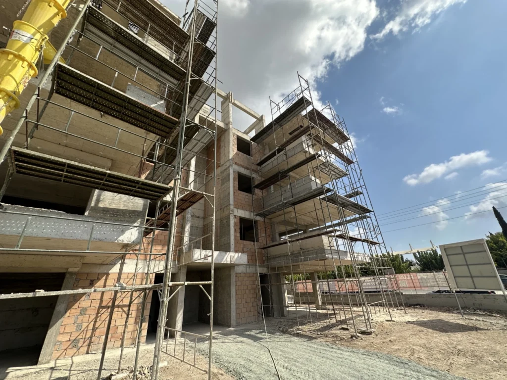 2 Bedroom Apartment for Sale in Paphos – Universal