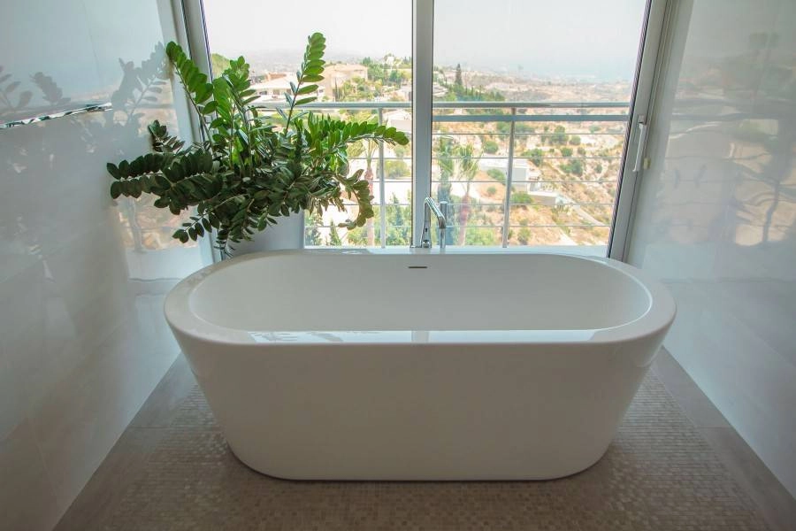 5 Bedroom House for Sale in Agios Tychonas, Limassol District