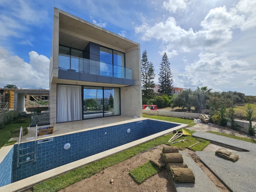 4 Bedroom House for Sale in Kissonerga, Paphos District