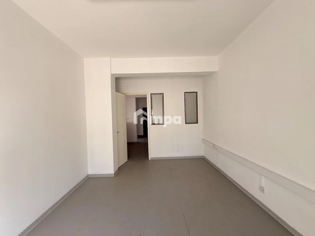 120m² Office for Rent in Nicosia District