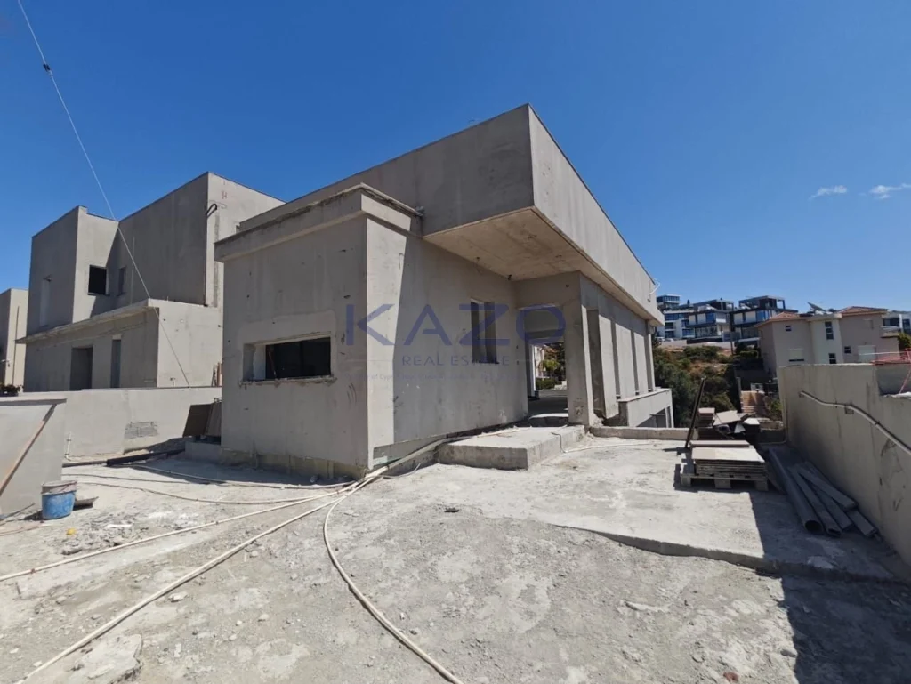 3 Bedroom House for Sale in Agios Tychonas, Limassol District