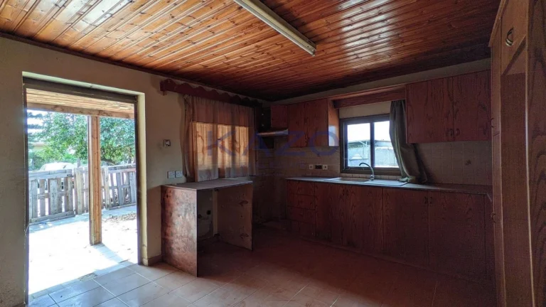 95m² Commercial for Sale in Frenaros, Famagusta District