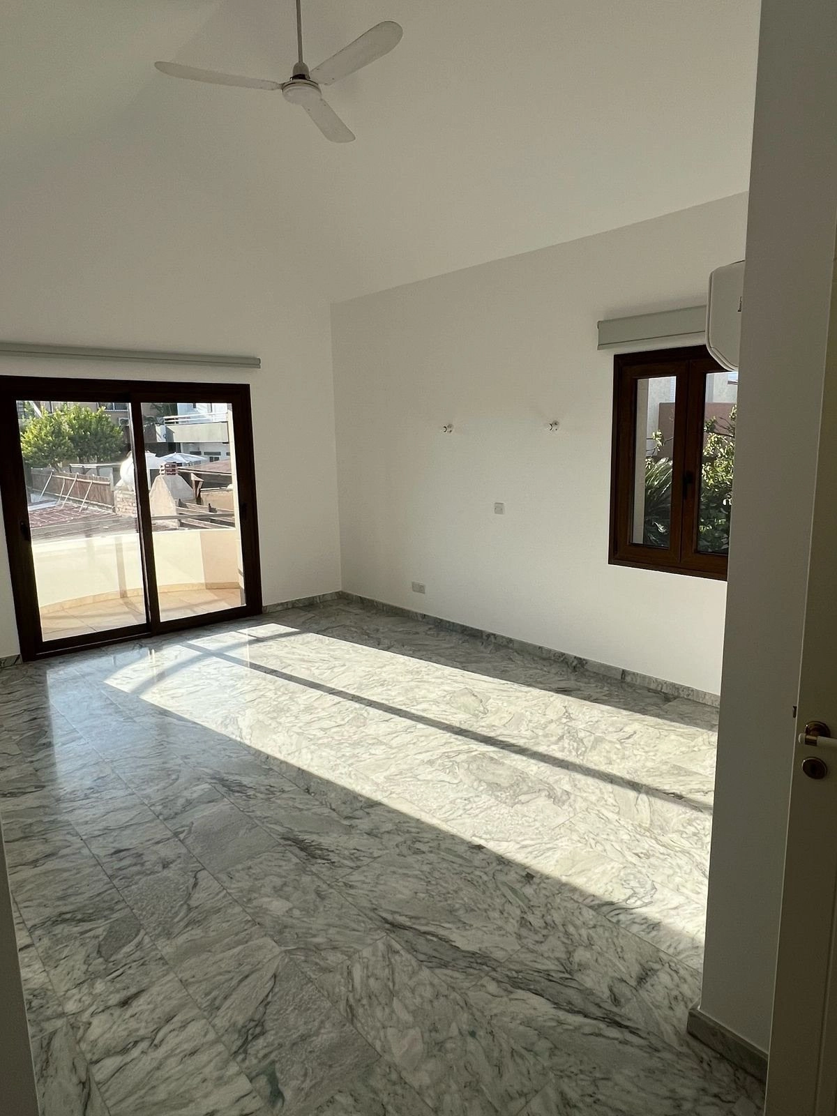 250m² Office for Rent in Limassol – Agios Athanasios