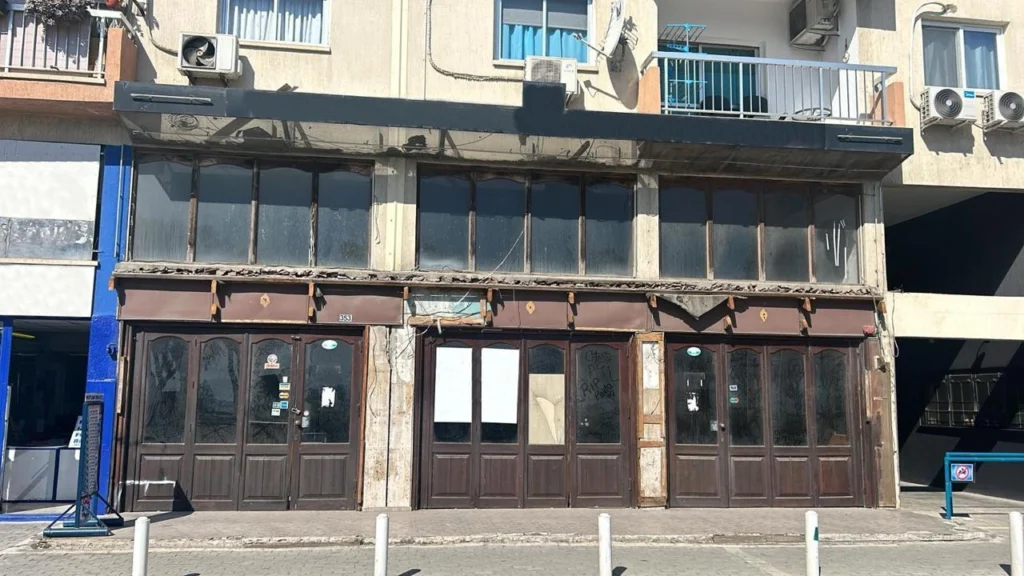 130m² Commercial for Sale in Limassol District