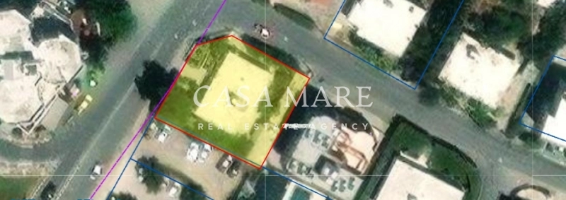 651m² Plot for Sale