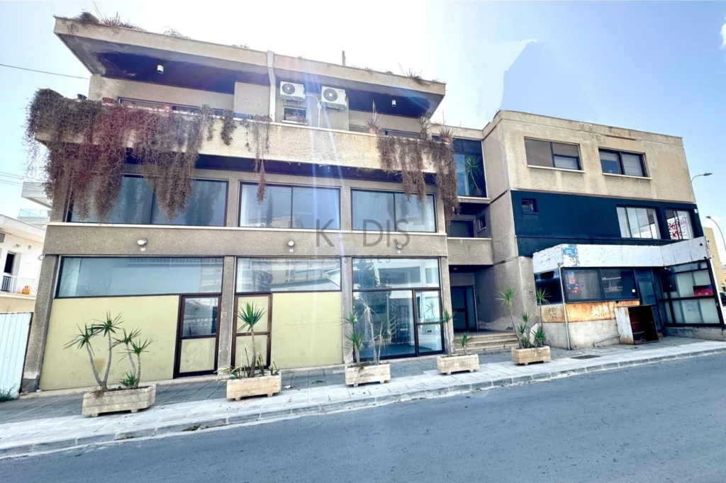 900m² Commercial for Sale in Limassol – Katholiki