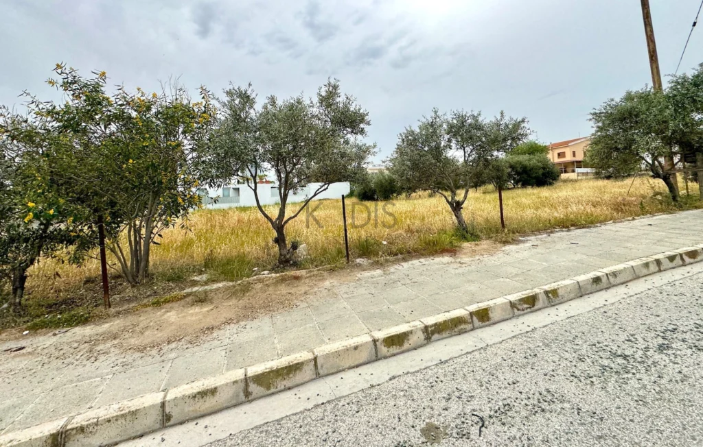 552m² Plot for Sale in Strovolos, Nicosia District