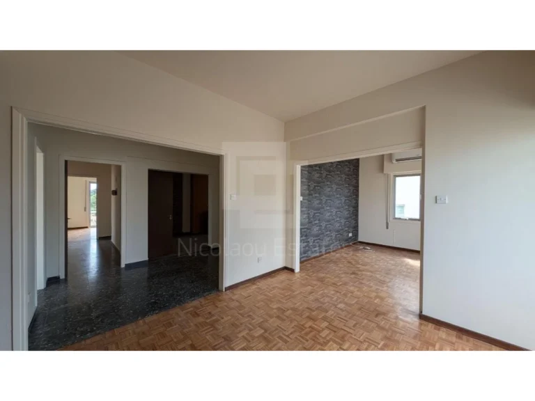 4 Bedroom Apartment for Sale in Limassol District