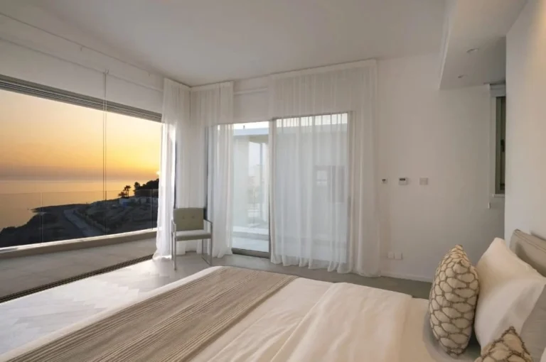 3 Bedroom House for Sale in Kissonerga, Paphos District