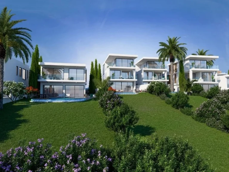 5 Bedroom House for Sale in Kissonerga, Paphos District