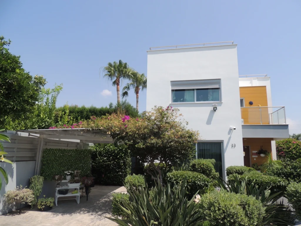 5 Bedroom House for Sale in Potamos Germasogeias, Limassol District