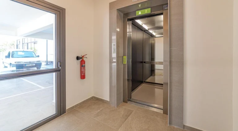 2 Bedroom Apartment for Sale in Limassol – Mesa Geitonia