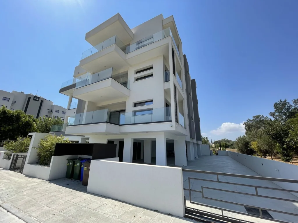 2 Bedroom Apartment for Sale in Potamos Germasogeias, Limassol District