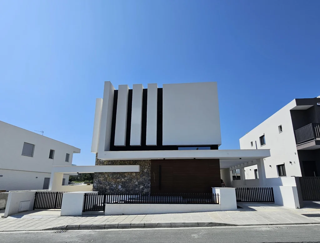 3 Bedroom House for Sale in Episkopi Lemesou, Limassol District