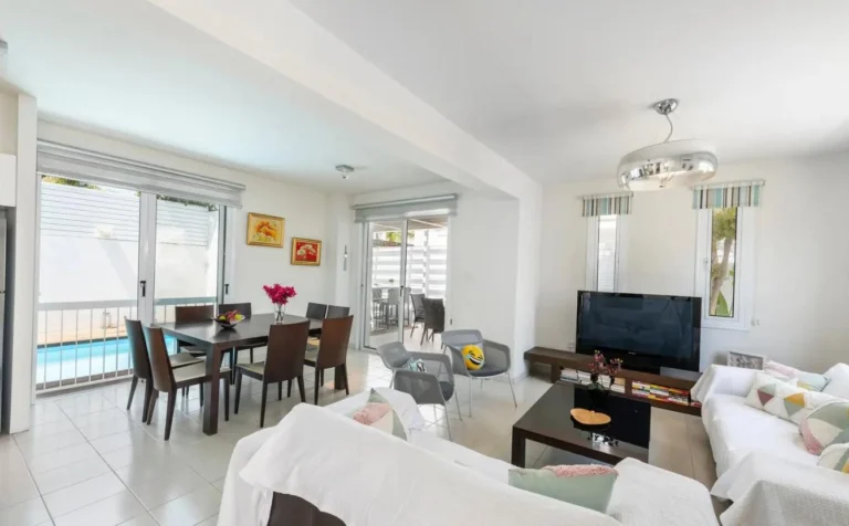 Cheap Houses and Villas for Sale Famagusta up to 500000 euro