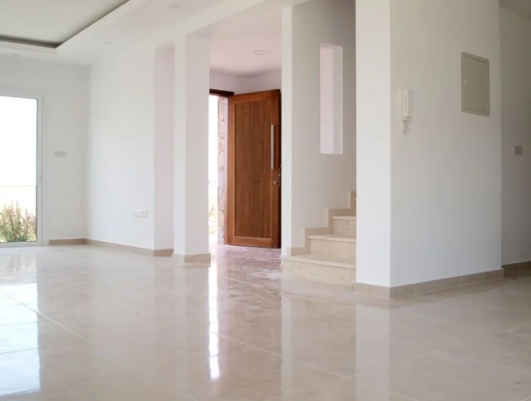 2 Bedroom House for Sale in Konia, Paphos District