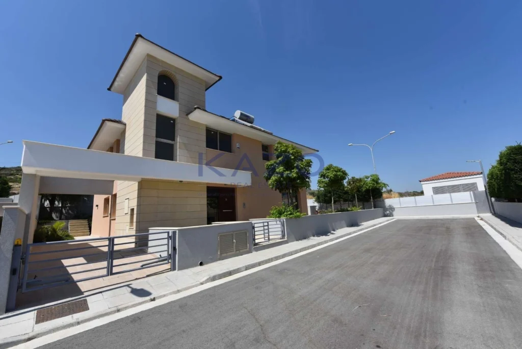 3 Bedroom House for Sale in Limassol District