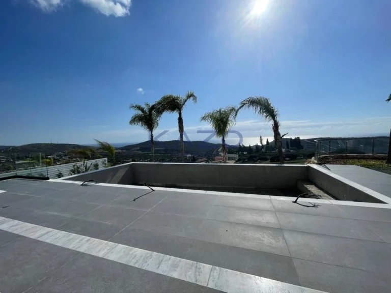 450m² House for Sale in Parekklisia, Limassol District