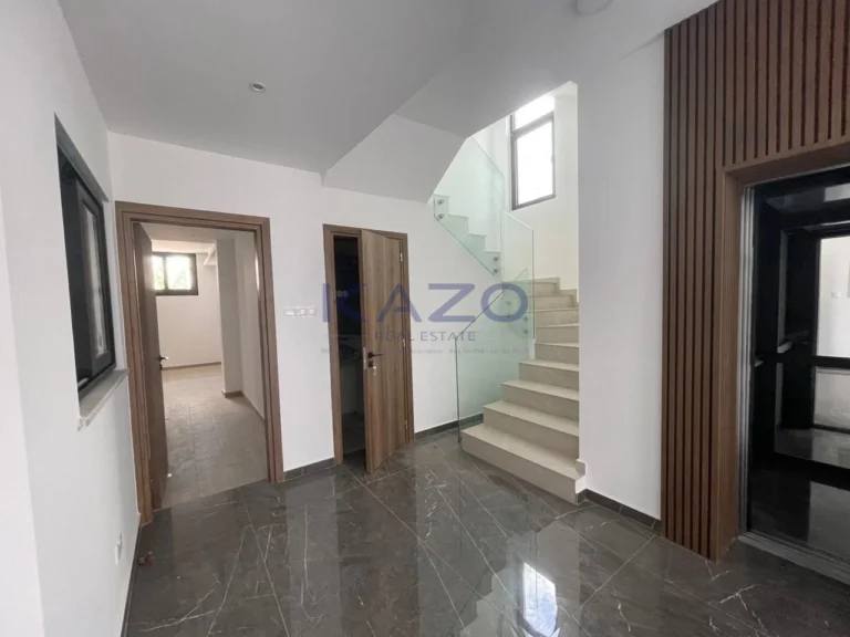 450m² House for Sale in Parekklisia, Limassol District