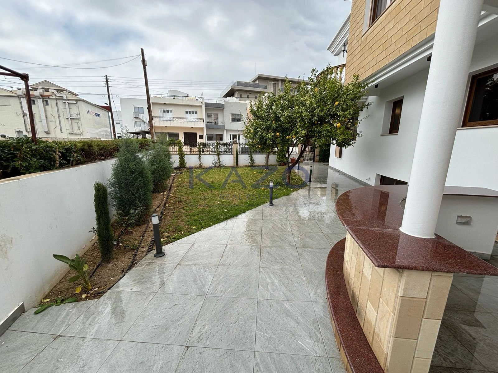 540m² Office for Rent in Limassol District