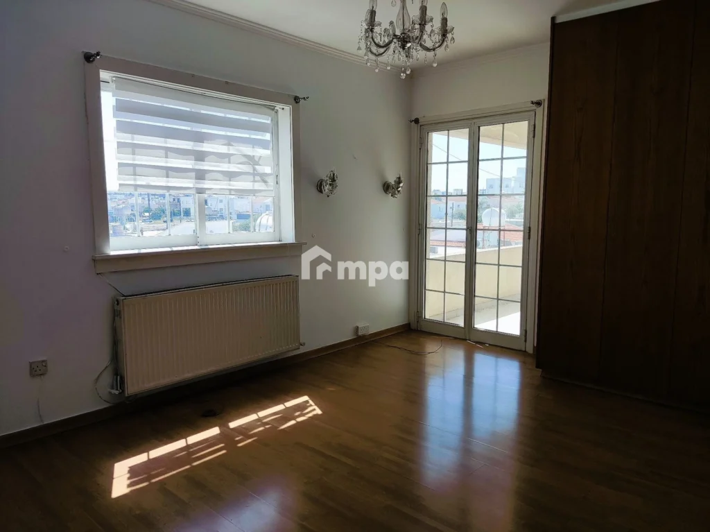 4 Bedroom Apartment for Sale in Strovolos, Nicosia District