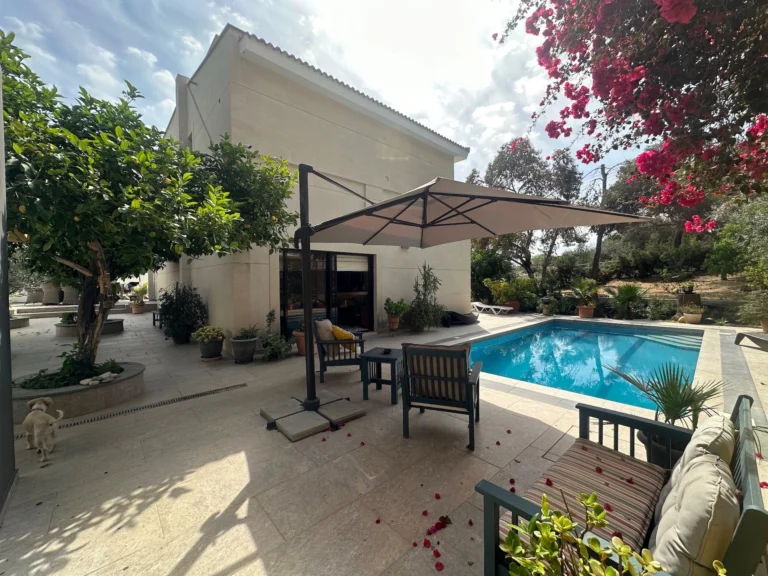 4 Bedroom House for Sale in Agios Tychonas, Limassol District