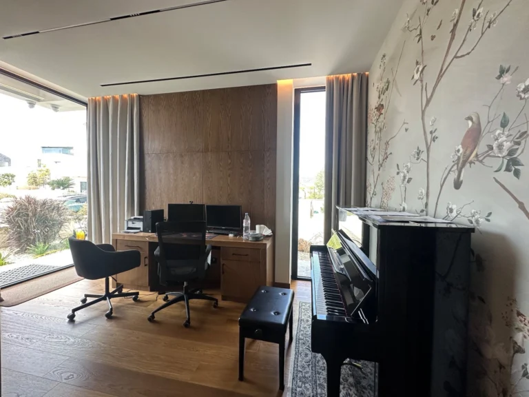 5 Bedroom House for Sale in Limassol – Agios Athanasios