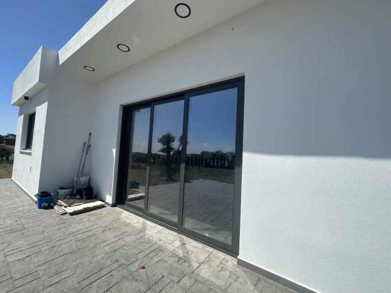 2 Bedroom House for Rent in Parekklisia, Limassol District