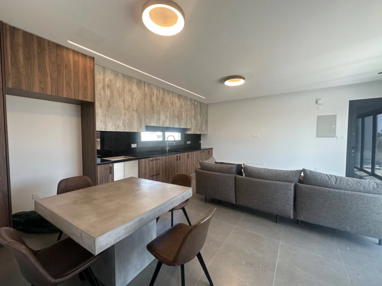 2 Bedroom House for Rent in Parekklisia, Limassol District