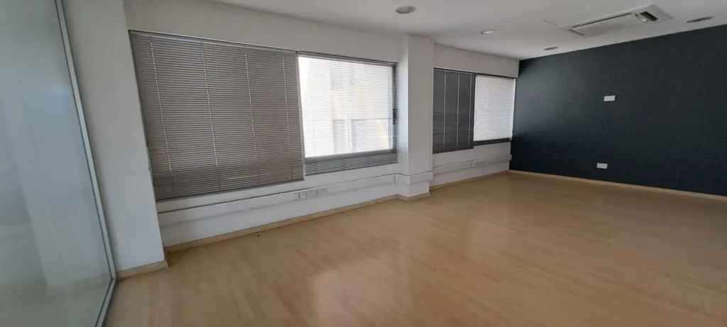 400m² Office for Rent in Limassol – Katholiki