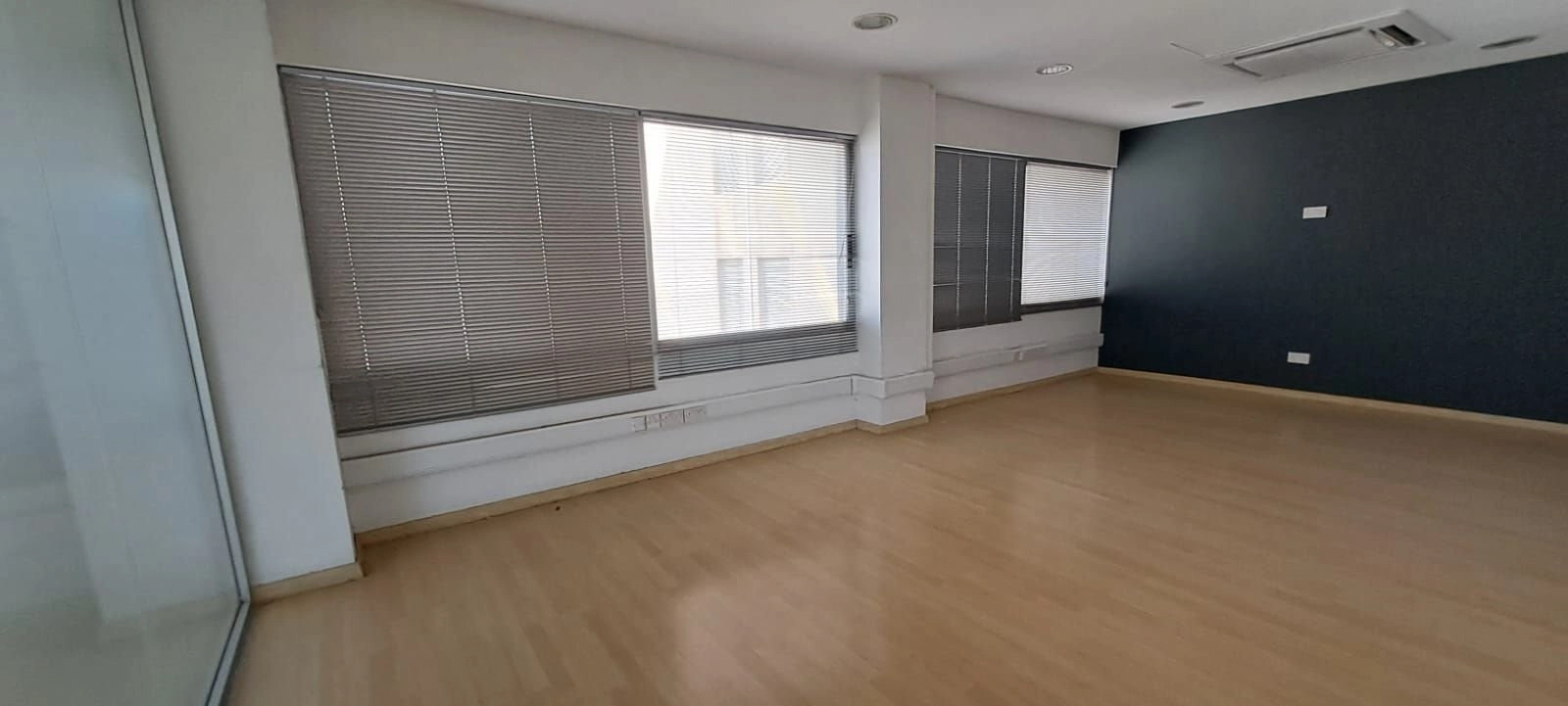 400m² Office for Rent in Limassol – Katholiki