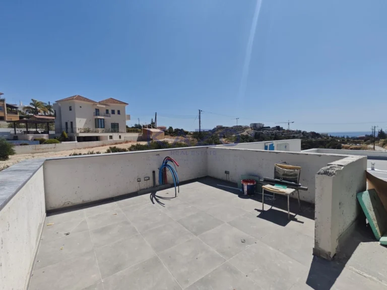 3 Bedroom House for Sale in Agios Tychonas, Limassol District