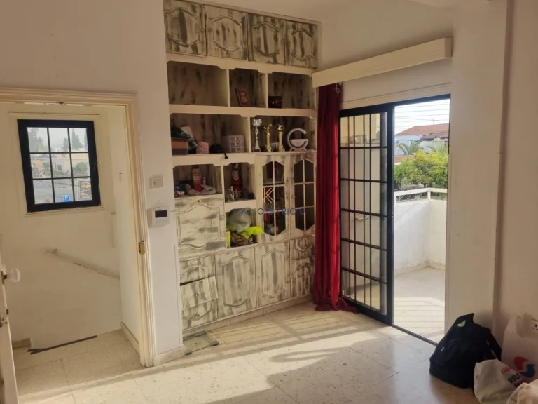 221m² Commercial for Sale in Livadia Larnakas, Larnaca District
