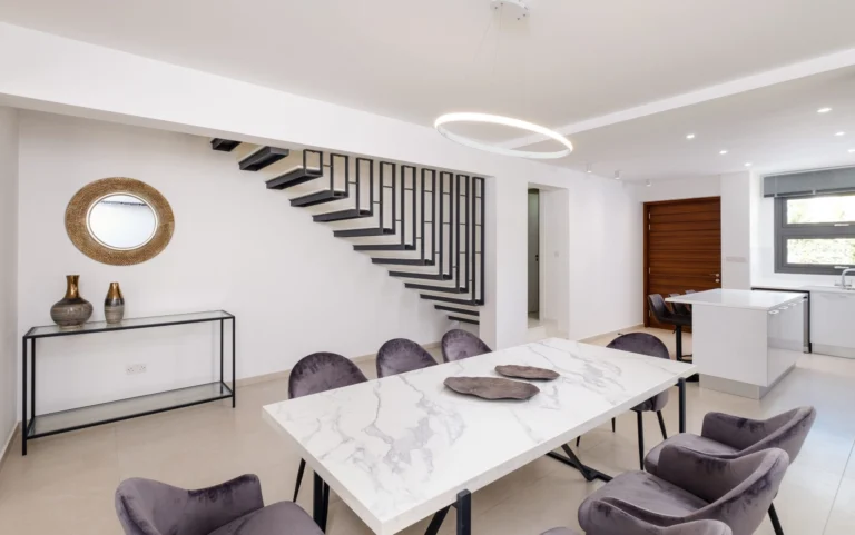 5 Bedroom House for Sale in Livadia Larnakas, Larnaca District