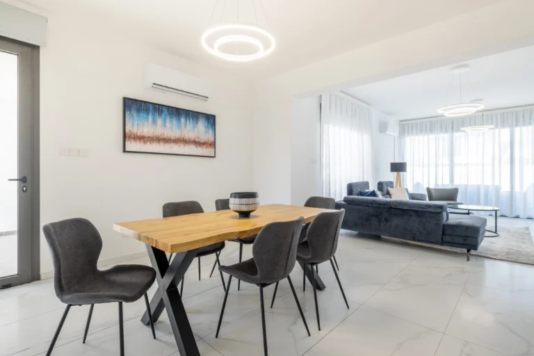 5 Bedroom House for Sale in Livadia Larnakas, Larnaca District