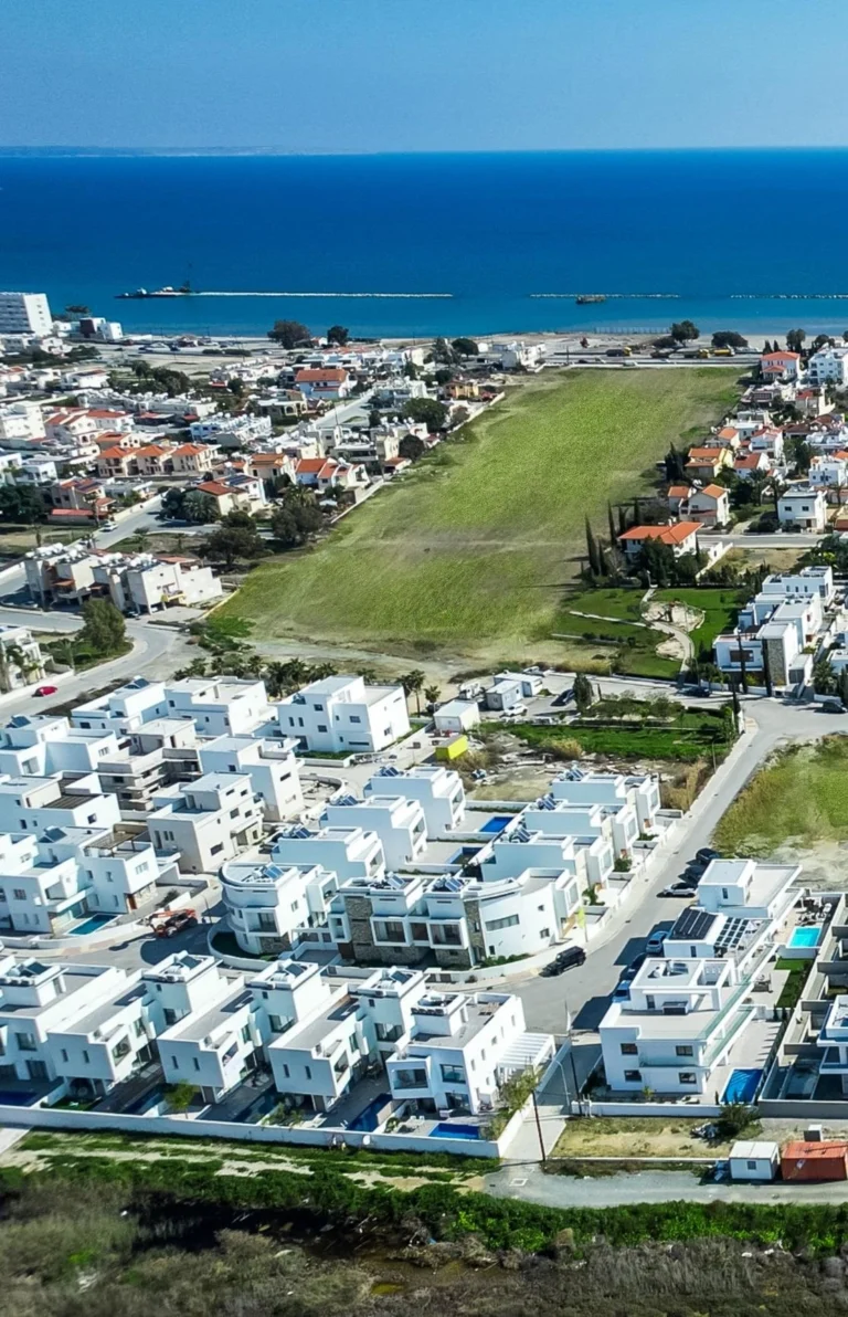4 Bedroom House for Sale in Livadia Larnakas, Larnaca District