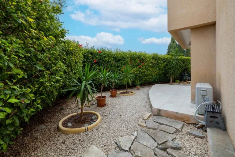 3 Bedroom House for Sale in Tombs Of the Kings, Paphos District