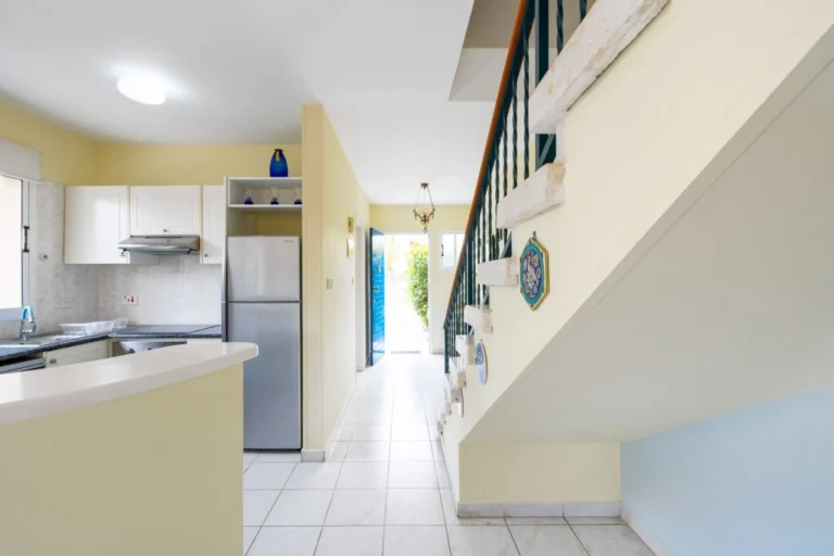 3 Bedroom House for Sale in Tombs Of the Kings, Paphos District