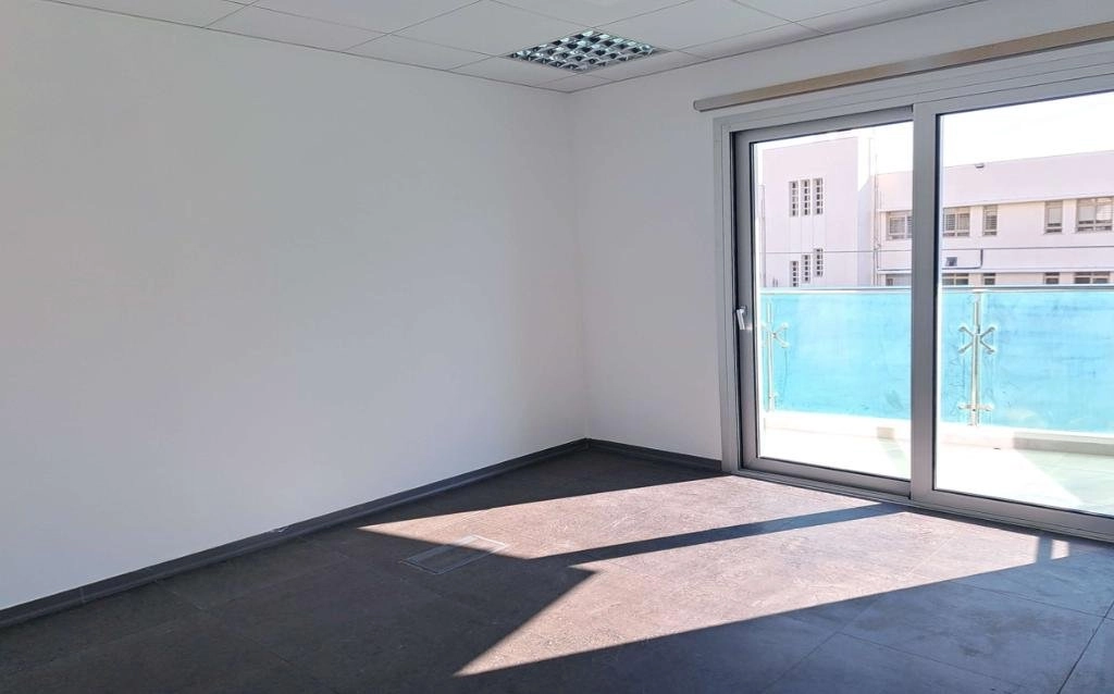 1188m² Office for Rent in Ypsonas, Limassol District