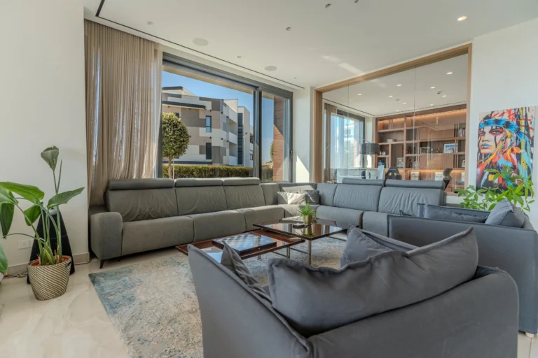 6+ Bedroom House for Sale in Germasogeia, Limassol District