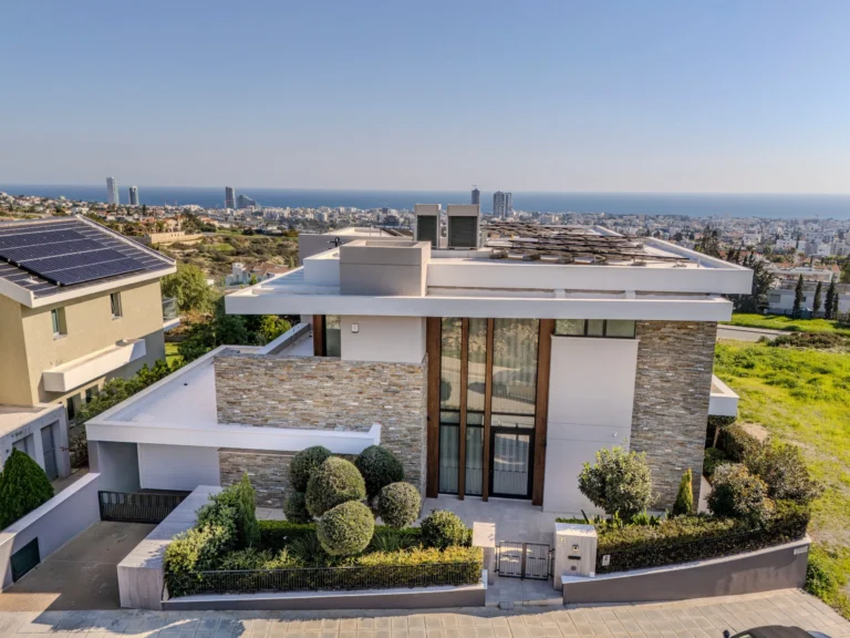 6+ Bedroom House for Sale in Germasogeia, Limassol District